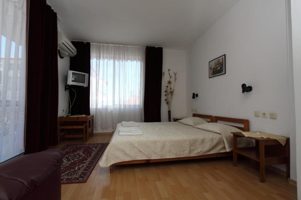 Family Hotel Verona Sozopol Room photo