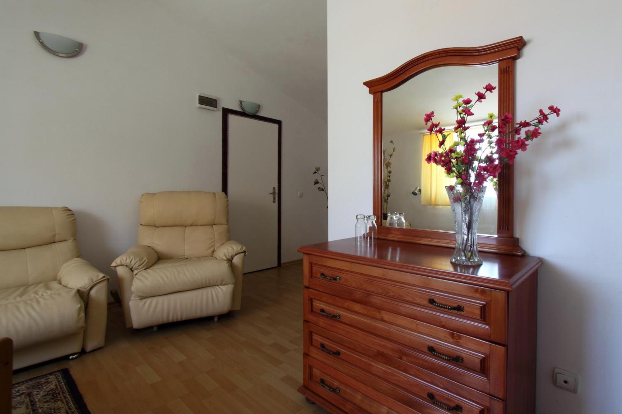Family Hotel Verona Sozopol Exterior photo