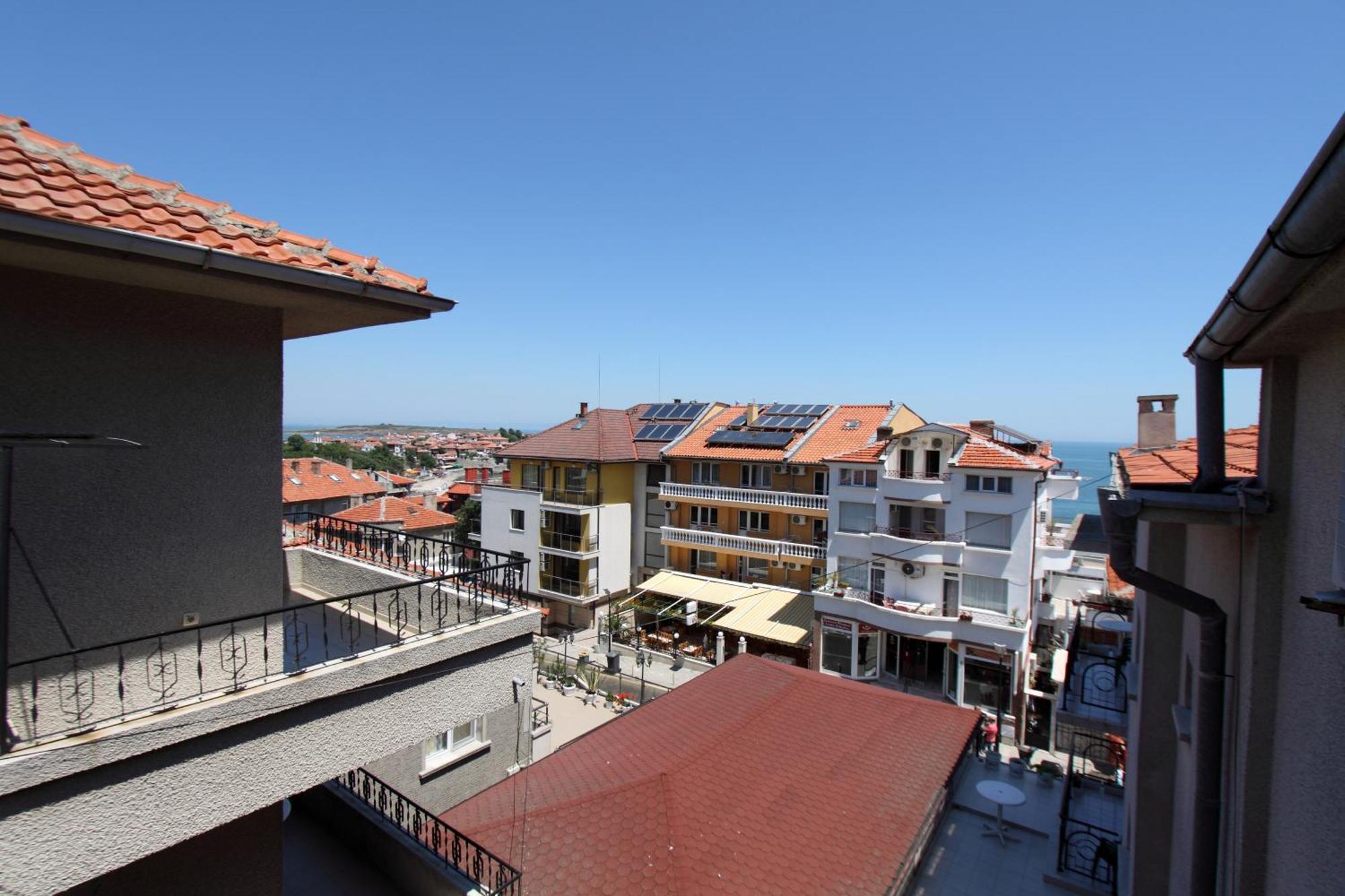 Family Hotel Verona Sozopol Exterior photo